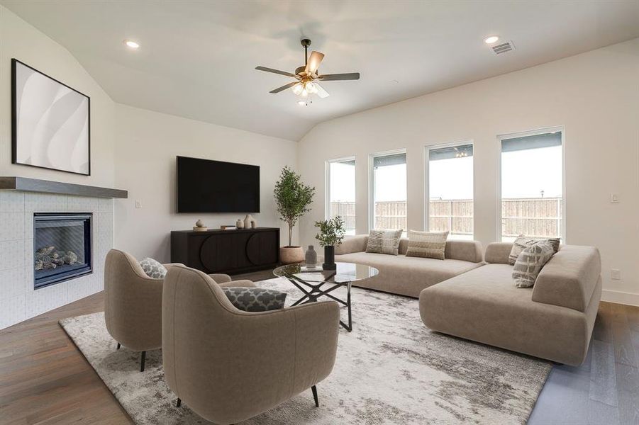 Furnished interior view inside a new home in Pecan Grove, Burleson (Image 10).