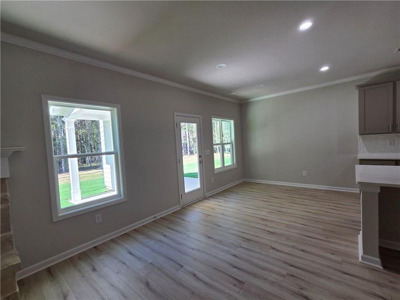 Spacious, unfurnished interior of a new home in River Meadows, Bethlehem (Image 24).