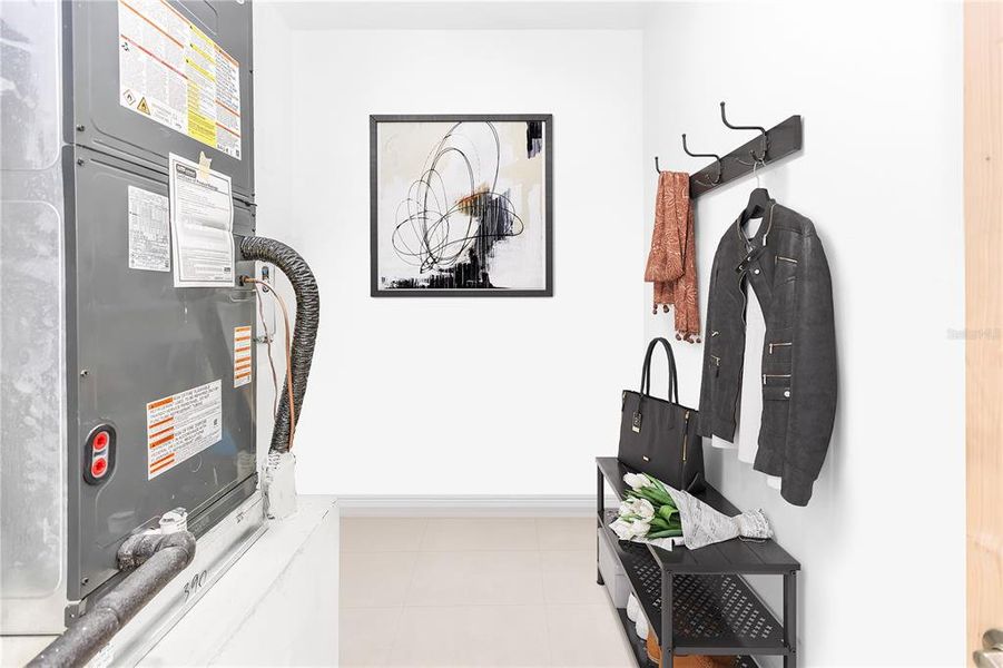 Furnished interior view inside a new home in , Orlando (Image 30).