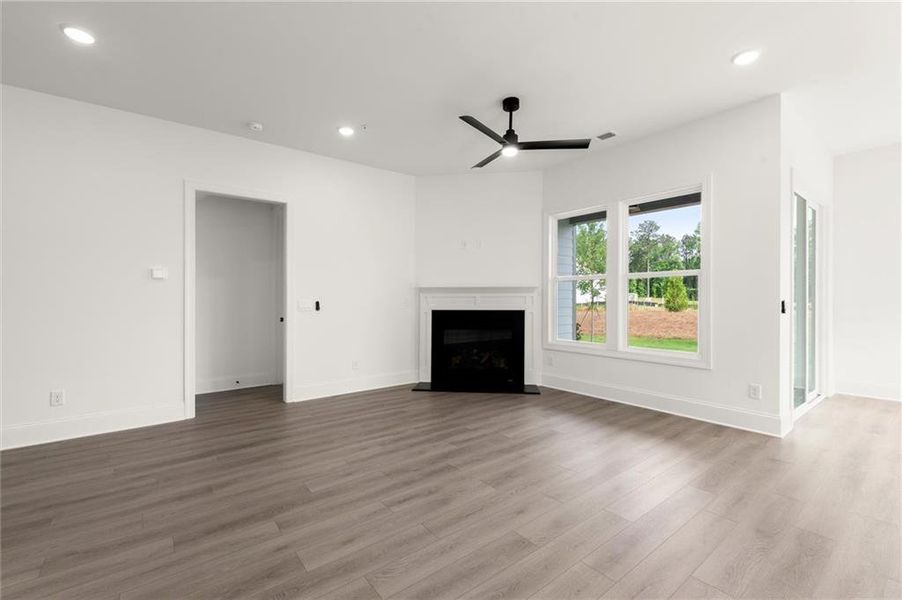 Spacious, unfurnished interior of a new home in , Kennesaw (Image 25).