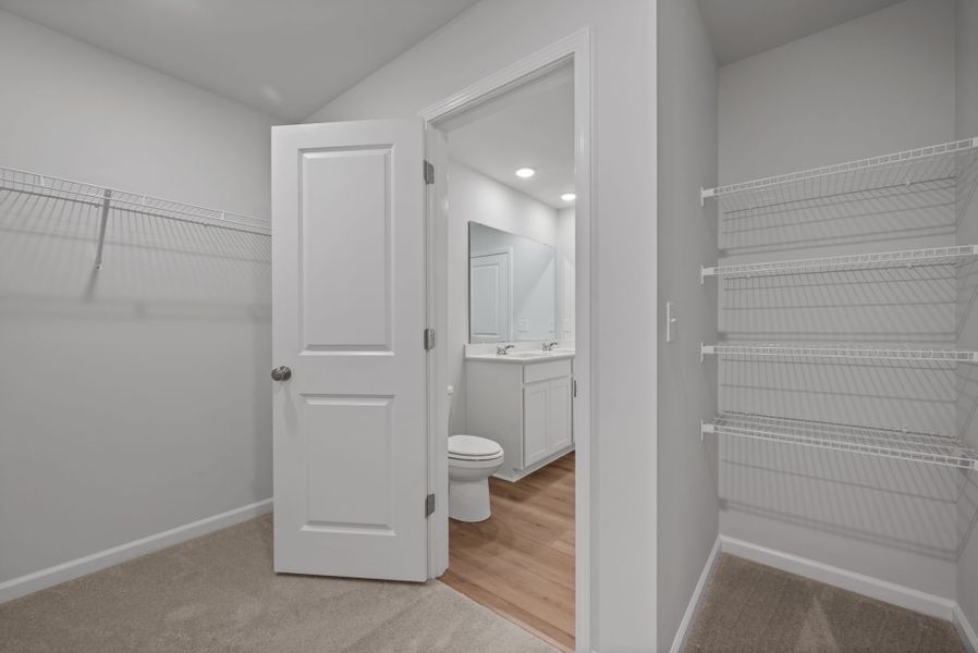 Image 28 of a home in Grand Arbor.