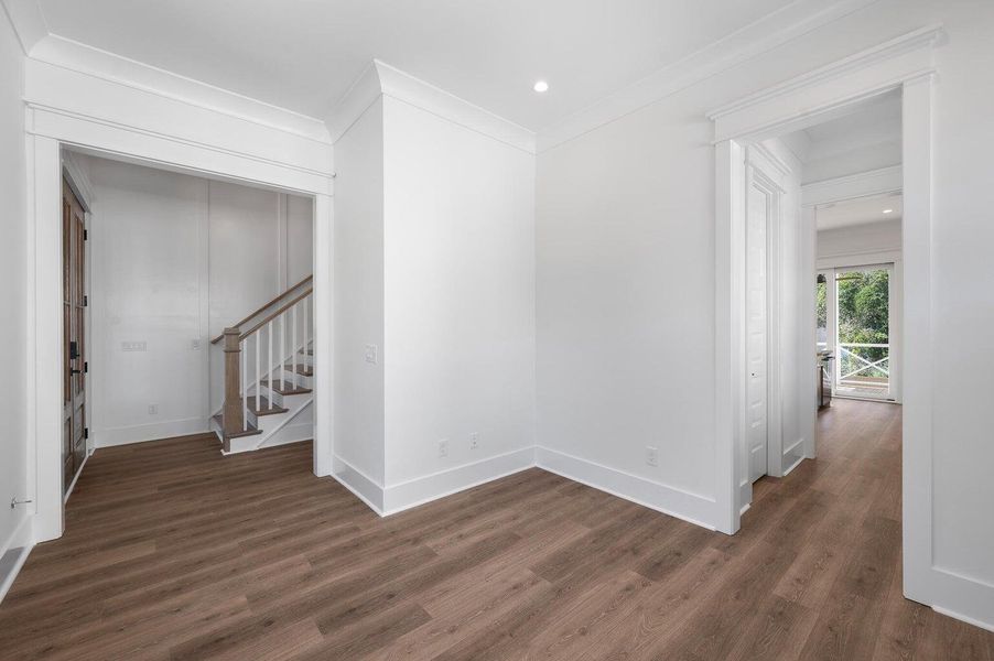 Spacious, unfurnished interior of a new home in , Yonges Island (Image 18).