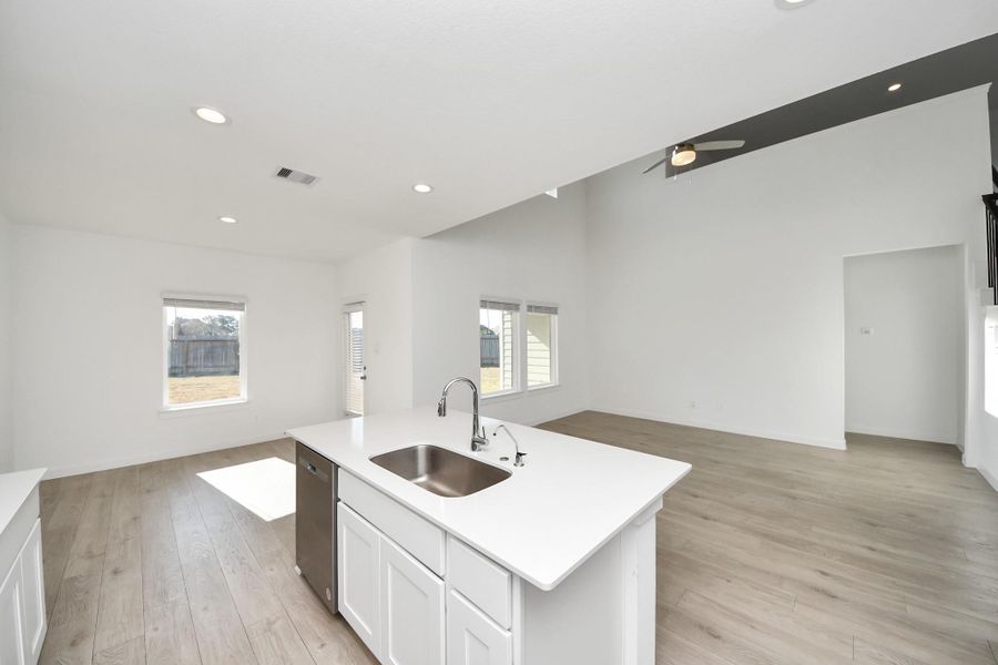 Furnished interior view inside a new home in Tamarron, Katy (Image 8).