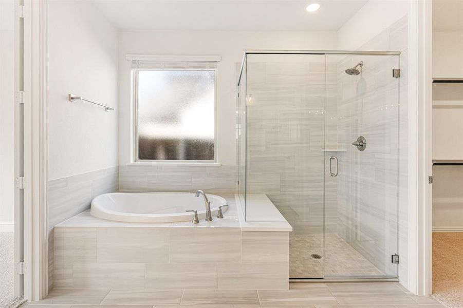 Furnished interior view inside a new home in Wildflower Ranch 60-65, Fort Worth (Image 20). Furnished interior view inside a new home in Wildflower Ranch 60-65, Fort Worth (Image 20).