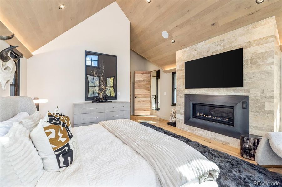 Furnished interior view inside a new home in , Breckenridge (Image 26).