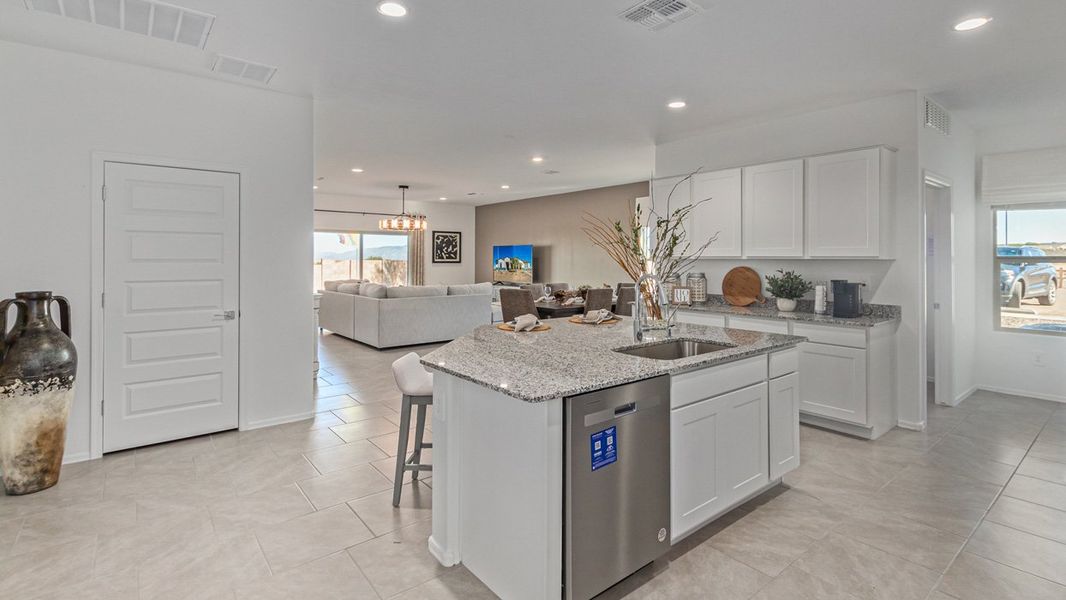 Furnished interior view inside a new home in Sycamore Vista, Vail (Image 19).