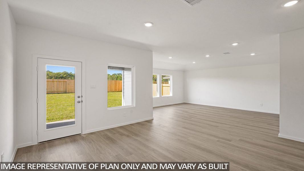 Spacious, unfurnished interior of a new home in Chapel Lakes, Montgomery (Image 9).