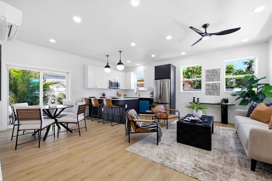 Furnished interior view inside a new home in , St. Petersburg (Image 33).