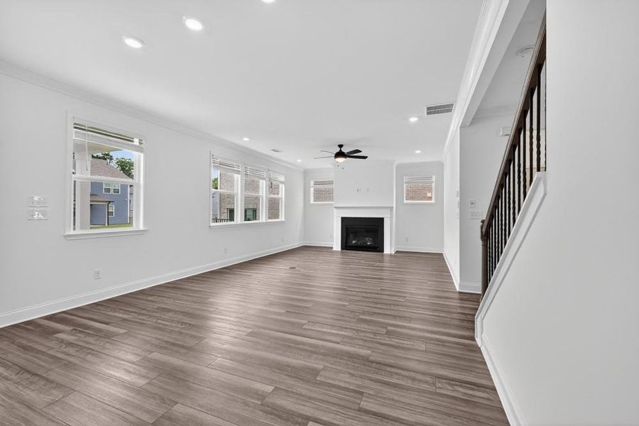 Spacious, unfurnished interior of a new home in Auburn Glen, Dacula (Image 14). Spacious, unfurnished interior of a new home in Auburn Glen, Dacula (Image 14).