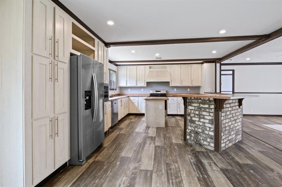 Image 29 of a home in .