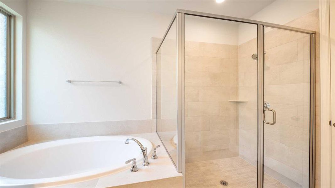 Furnished interior view inside a new home in Trinity Falls 45', McKinney (Image 9). Furnished interior view inside a new home in Trinity Falls 45', McKinney (Image 9).