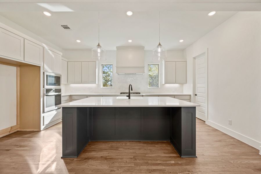Furnished interior view inside a new home in Rolling Creek Ranch, Aledo (Image 7).