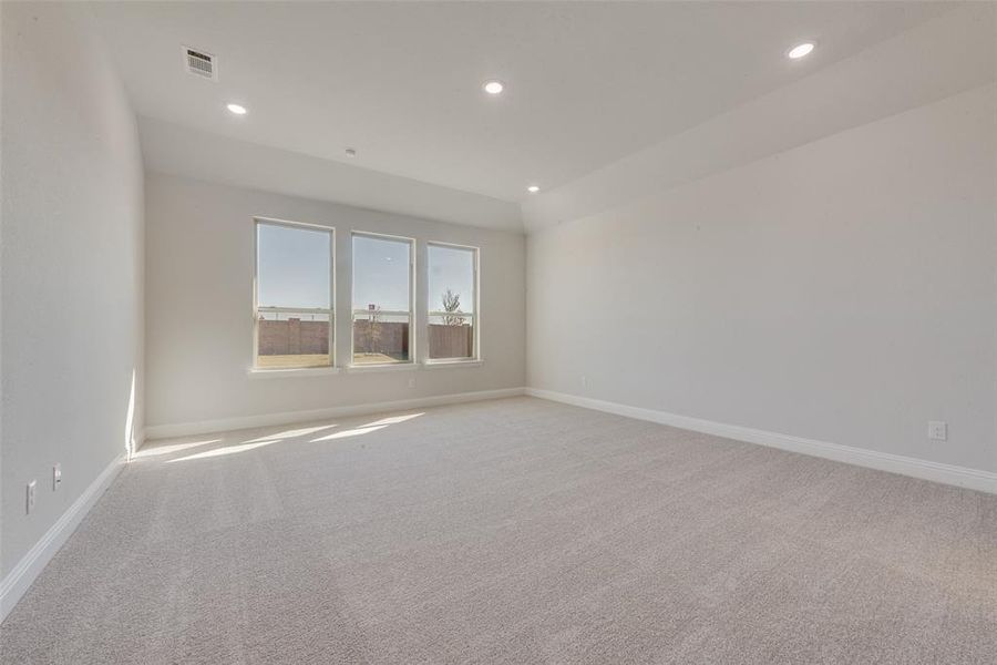 Spacious, unfurnished interior of a new home in Arbors at Legacy Hills, Celina (Image 21).