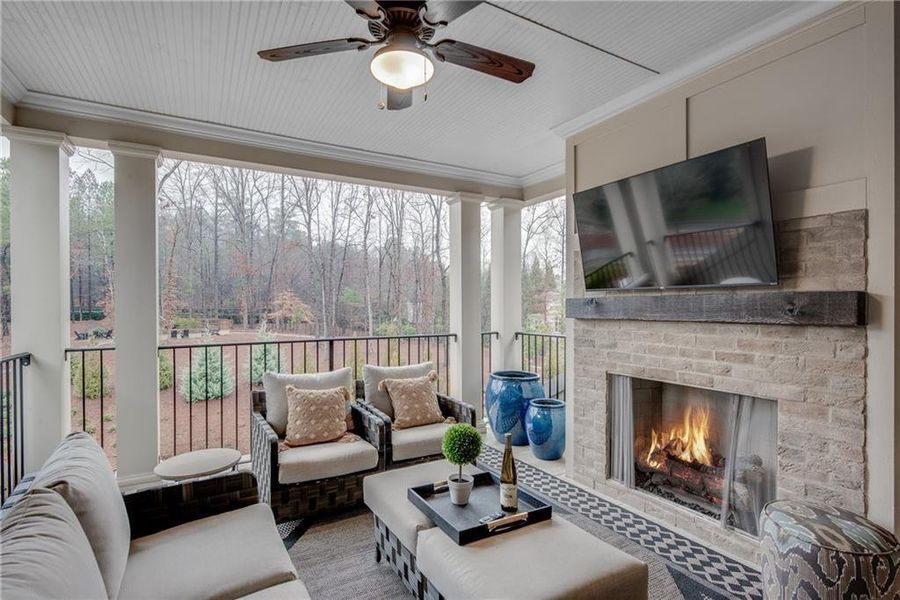 Furnished interior view inside a new home in Laurel View, Suwanee (Image 31). Furnished interior view inside a new home in Laurel View, Suwanee (Image 31).