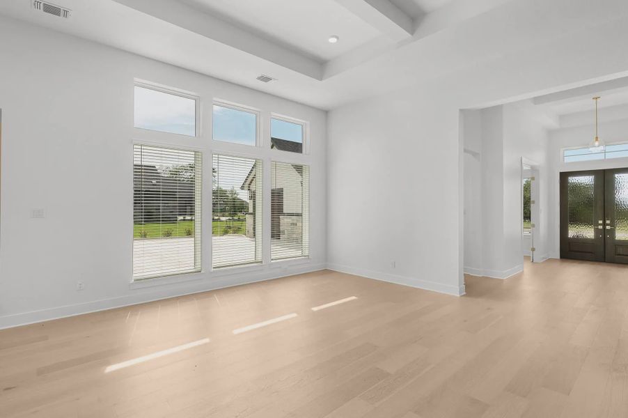 Representative unfurnished interior of a home built from the Franklin by Chesmar Homes in Feathergrass, Fulshear (Image 33).