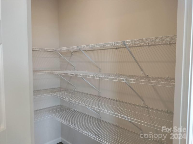 Walk-in Pantry