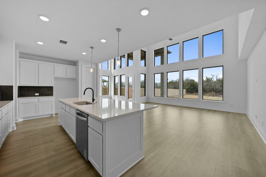 3,523sf New Home in Liberty Hill, TX.  - Slide 27