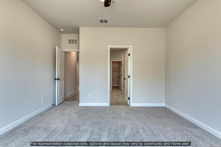 Spacious, unfurnished interior of a new home in Hennersby Hollow, San Antonio (Image 17).