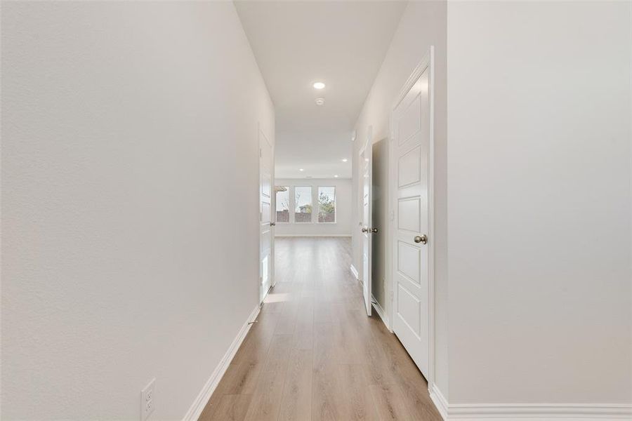 Spacious, unfurnished interior of a new home in Walden Pond, Forney (Image 26).