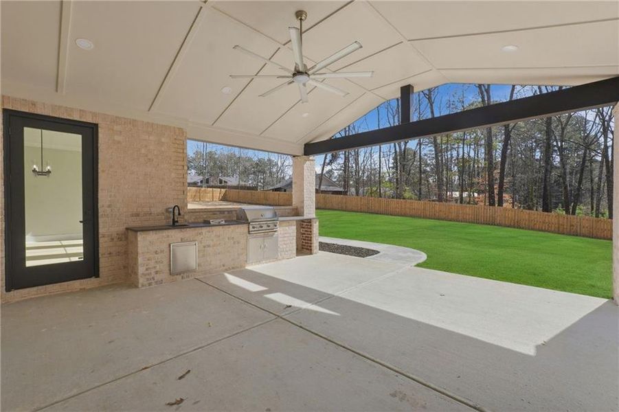 Exterior details and patio area of a home in , Lawrenceville (Image 3).