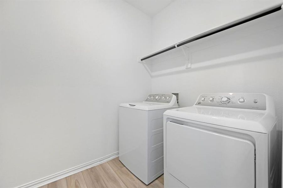 2783 Kyle Drive ~ Ready Now!