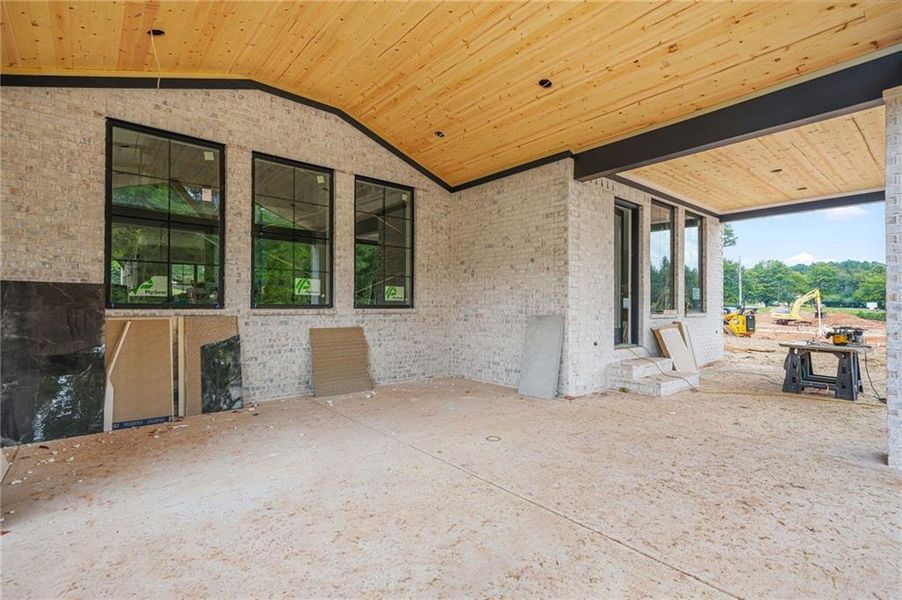 Exterior details and patio area of a home in , Suwanee (Image 3).