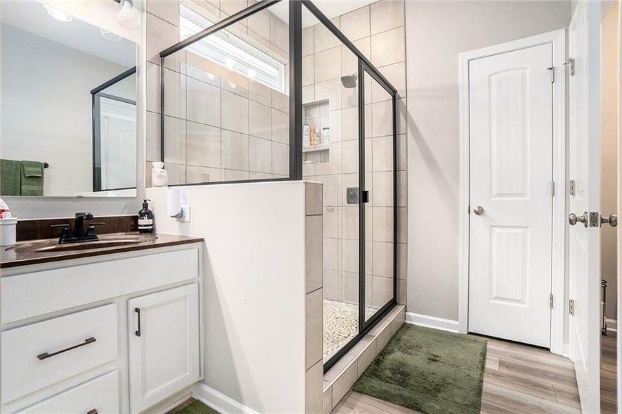 Furnished interior view inside a new home in , Dallas (Image 7).