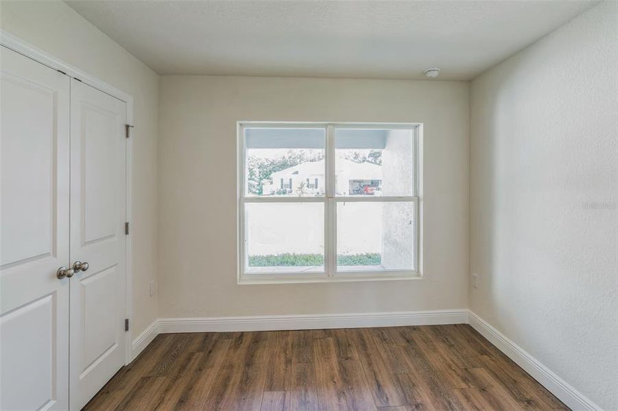 Spacious, unfurnished interior of a new home in , Ocala (Image 13).