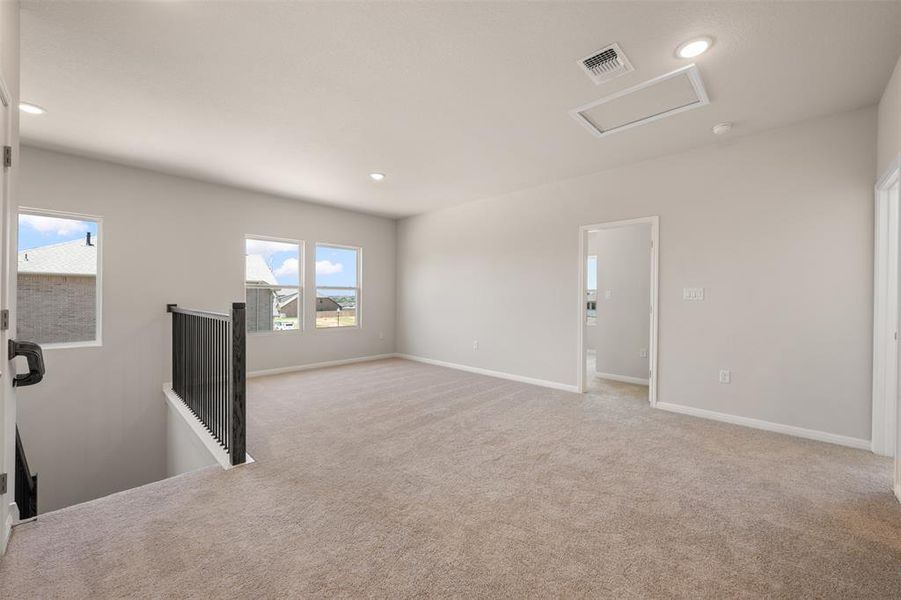 Spacious, unfurnished interior of a new home in The Colony, Bastrop (Image 21). Spacious, unfurnished interior of a new home in The Colony, Bastrop (Image 21).