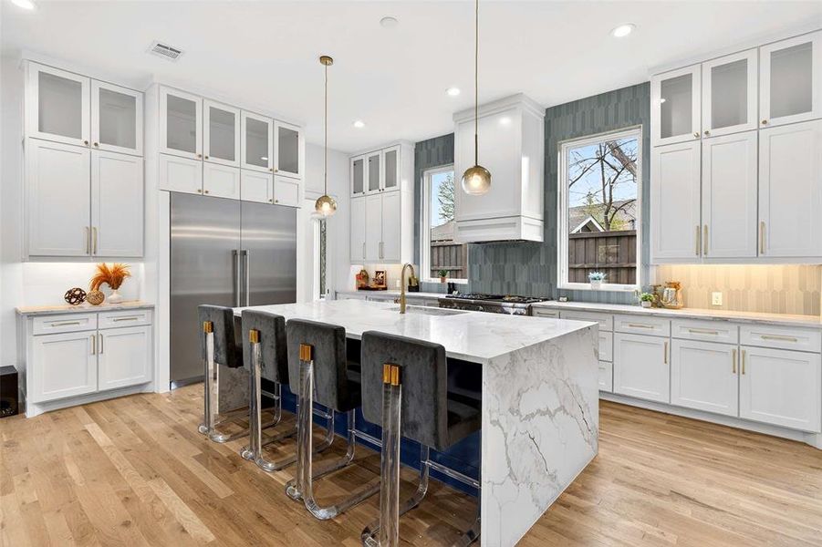 Furnished interior view inside a new home in , Dallas (Image 8).