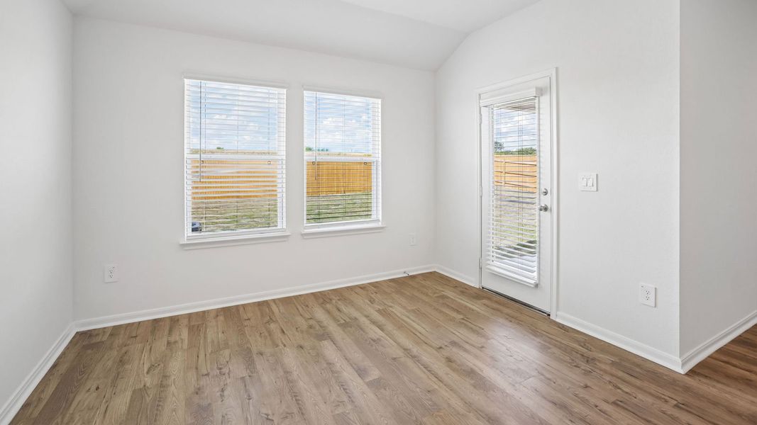 Spacious, unfurnished interior of a new home in Prairie Lakes, Buda (Image 29).