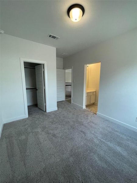 Spacious, unfurnished interior of a new home in Jordan Ranch, Fulshear (Image 34).