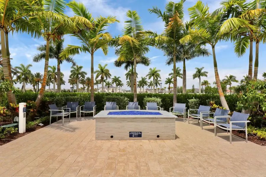 Clubhouse FirePit