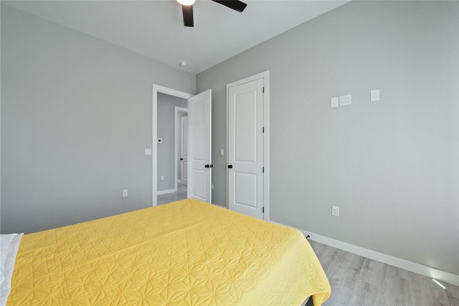 Spacious, unfurnished interior of a new home in , Kemah (Image 19).