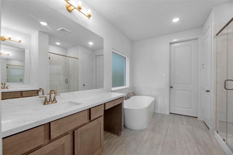 Representative image. Features, specifications, selections and colors may vary. Representative image. Features, specifications, selections and colors may vary.