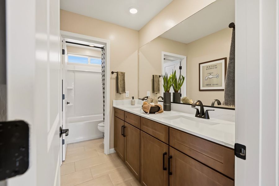 4br New Home in Surprise, AZ.  - Slide 28