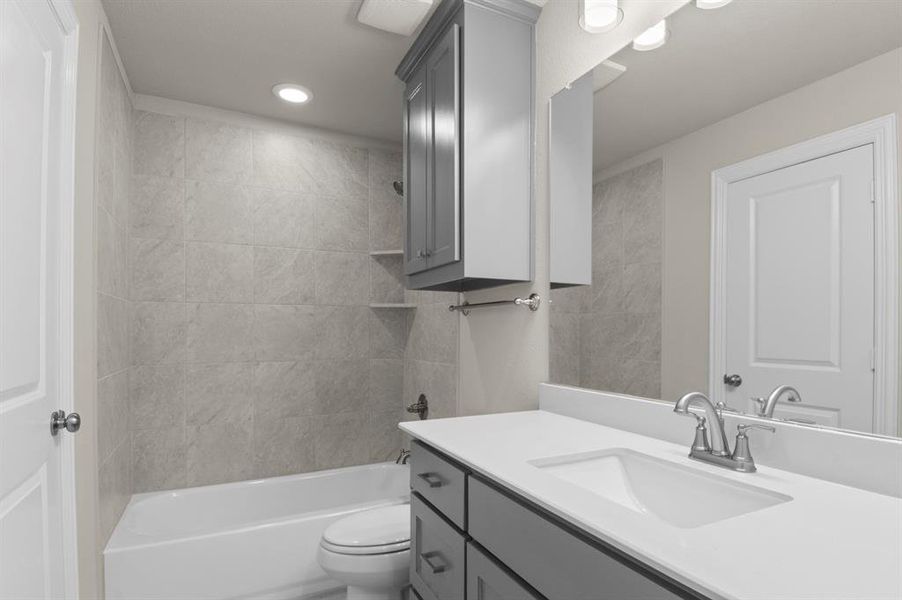 Furnished interior view inside a new home in Callan Village, Lorena (Image 4).