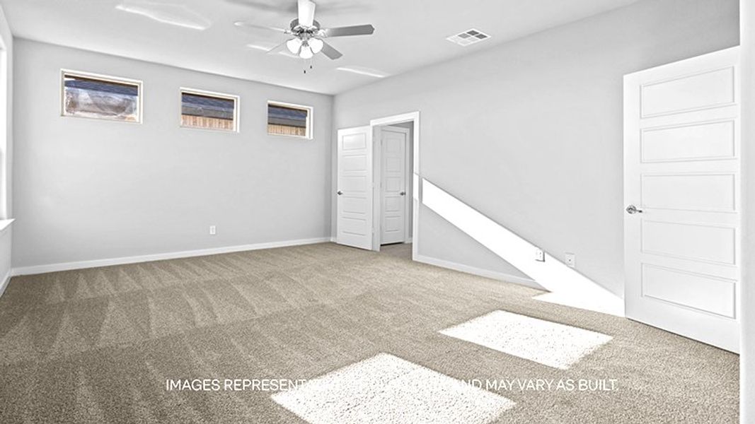 Representative unfurnished interior of a home built from the The Live Oak by D.R. Horton in Westmont, Lubbock (Image 10).