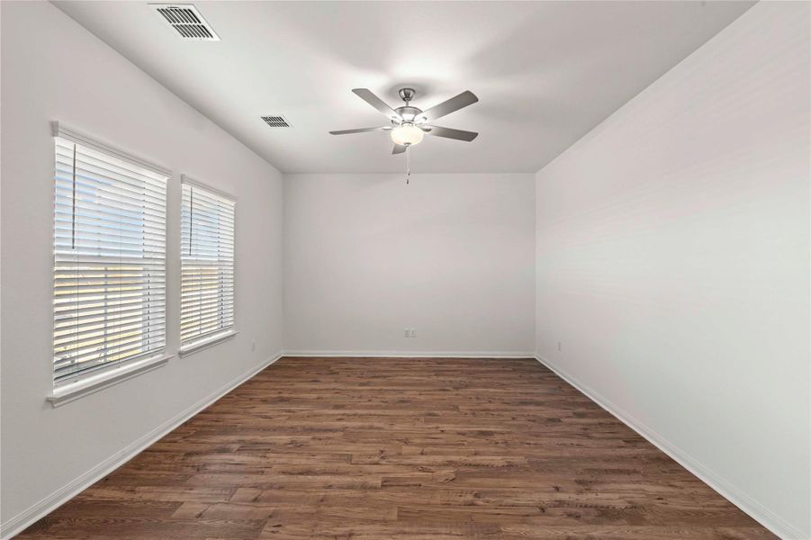 Spacious, unfurnished interior of a new home in Cypress Trails at Bauer Landing, Hockley (Image 9). Spacious, unfurnished interior of a new home in Cypress Trails at Bauer Landing, Hockley (Image 9).