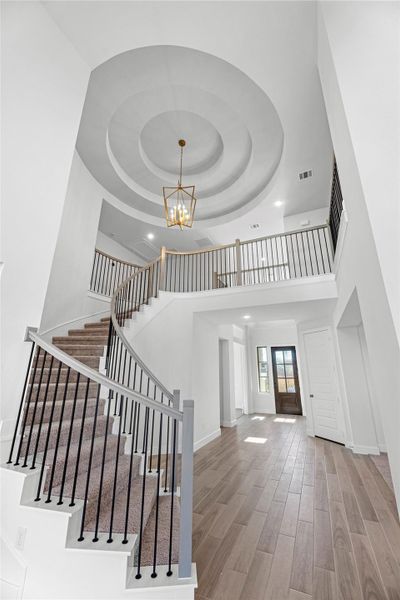 Spacious, unfurnished interior of a new home in Lago Mar, Texas City (Image 13).