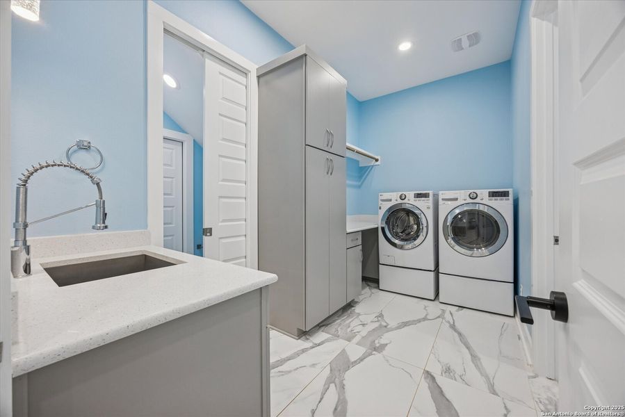 Furnished interior view inside a new home in , Canyon Lake (Image 7). Furnished interior view inside a new home in , Canyon Lake (Image 7).