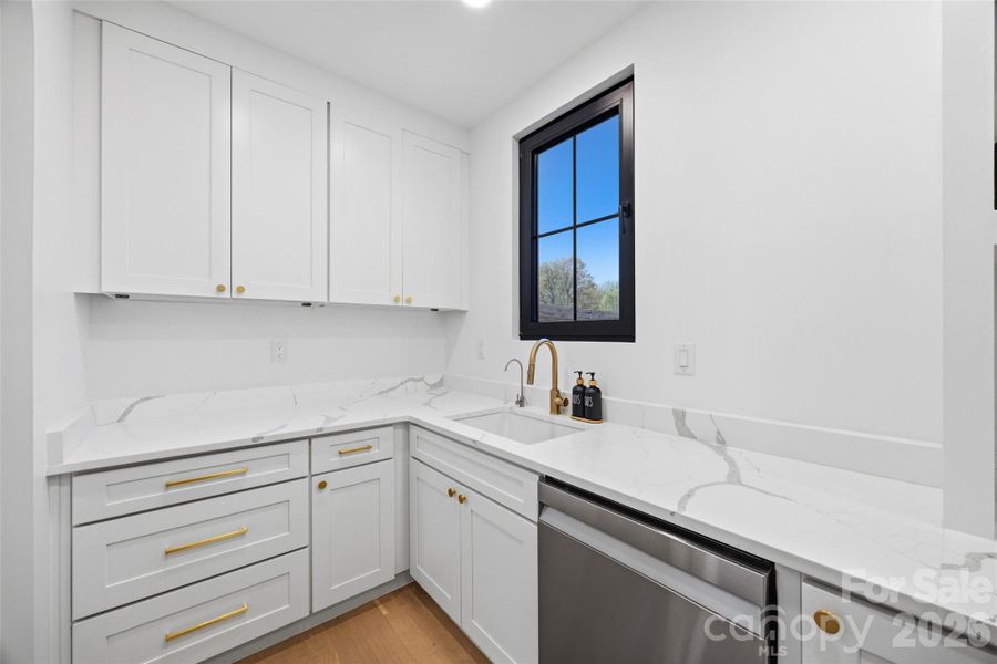 Furnished interior view inside a new home in , Monroe (Image 28).