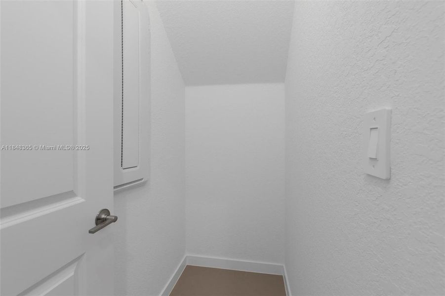 Image 44 of a home in .