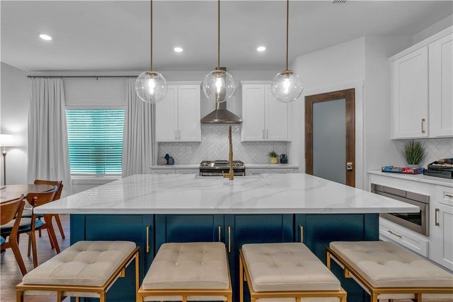 Furnished interior view inside a new home in , Emerson (Image 18).