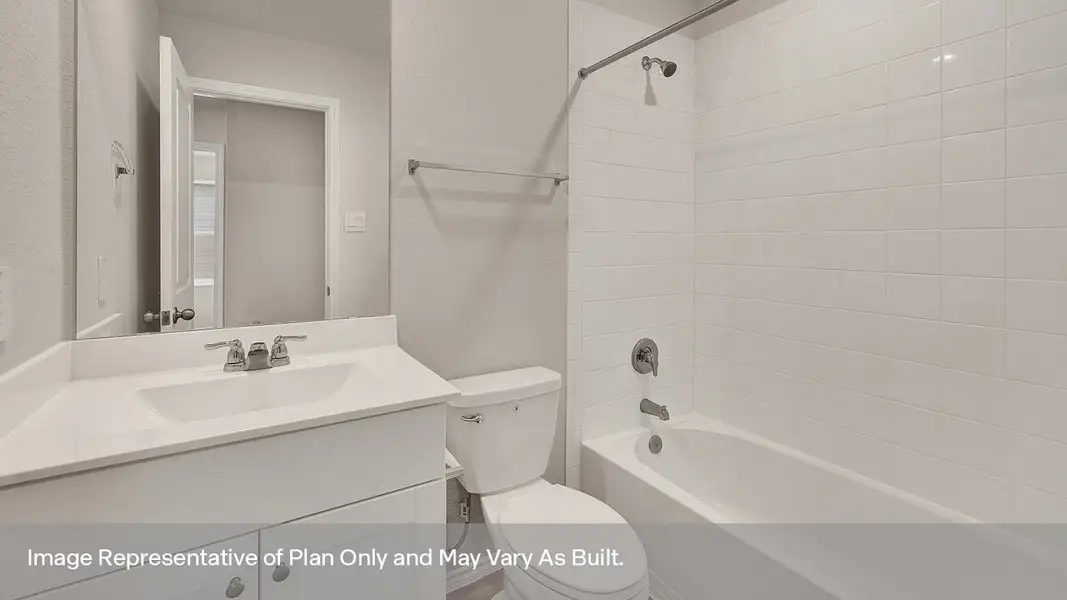 Representative furnished interior of a home built from the The Atlanta by D.R. Horton in Sunset Oaks, Maxwell (Image 9).