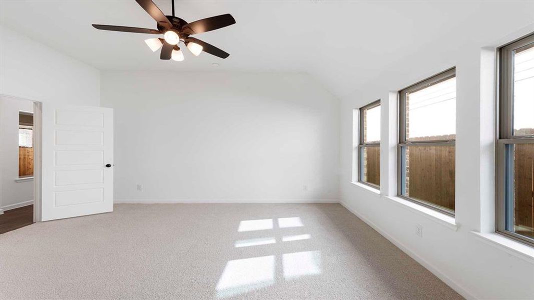 Spacious, unfurnished interior of a new home in Avondale, Fate (Image 16).