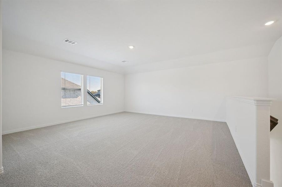 Photo is not of the actual home, but is an inspirational photo of builder’s model home and may depict options, furnishings, and/or decorator features that are not included.