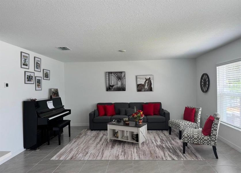 Furnished interior view inside a new home in , Ocala (Image 10).