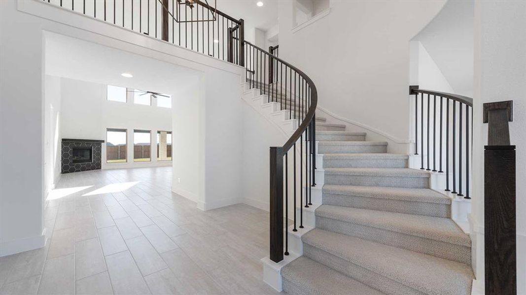 Spacious, unfurnished interior of a new home in Ventana 70', Fort Worth (Image 21).