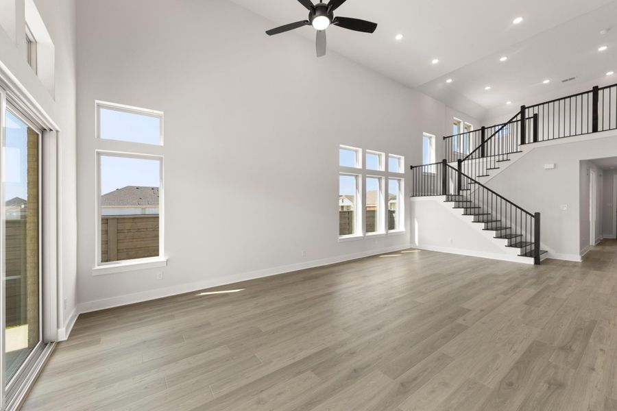 Spacious, unfurnished interior of a new home in Discovery Collection at Union Park, Little Elm (Image 15).